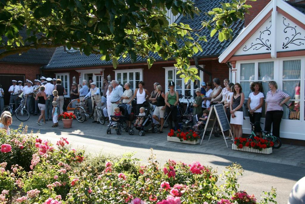 Gasthaus Knudsen Utersum Buitenkant foto