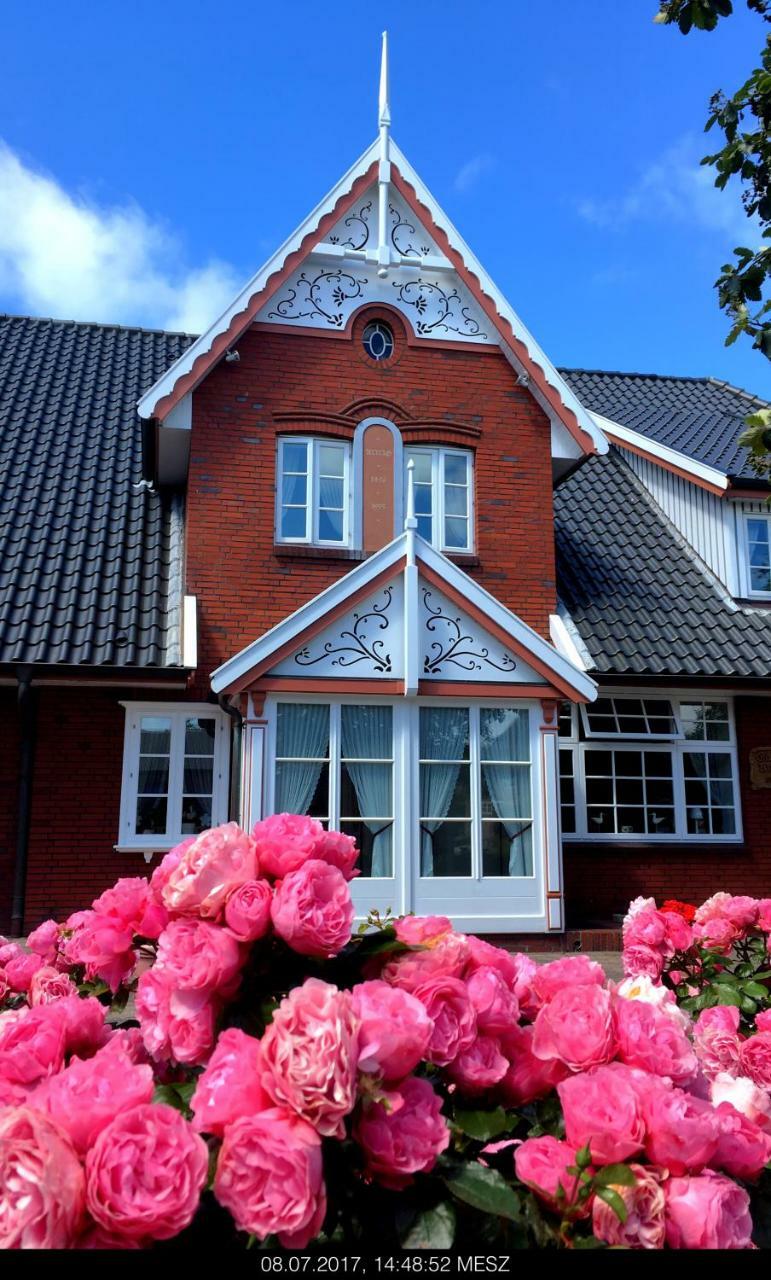 Gasthaus Knudsen Utersum Buitenkant foto